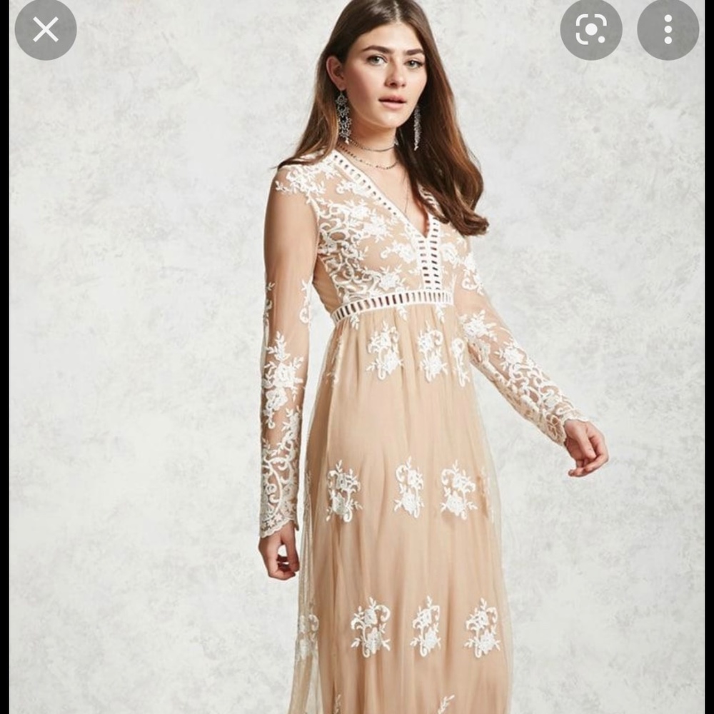Lacy embroidery maxi dress